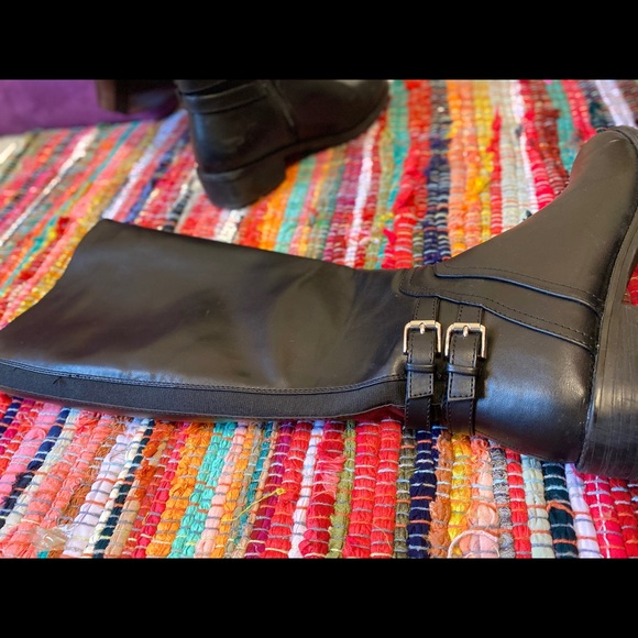 KNEE HIGH BLACK BOOTS - Picture 4 of 5